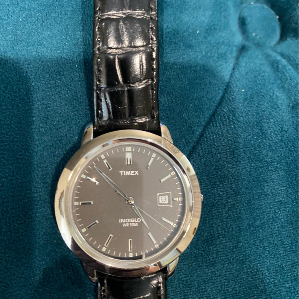 Timex Watch - Picture 4 of 4